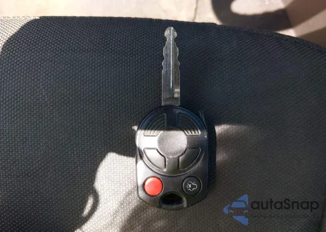 2010 Ford Fusion Se z USA, uszkodzony, nr VIN 3FAHP0HA7AR293320